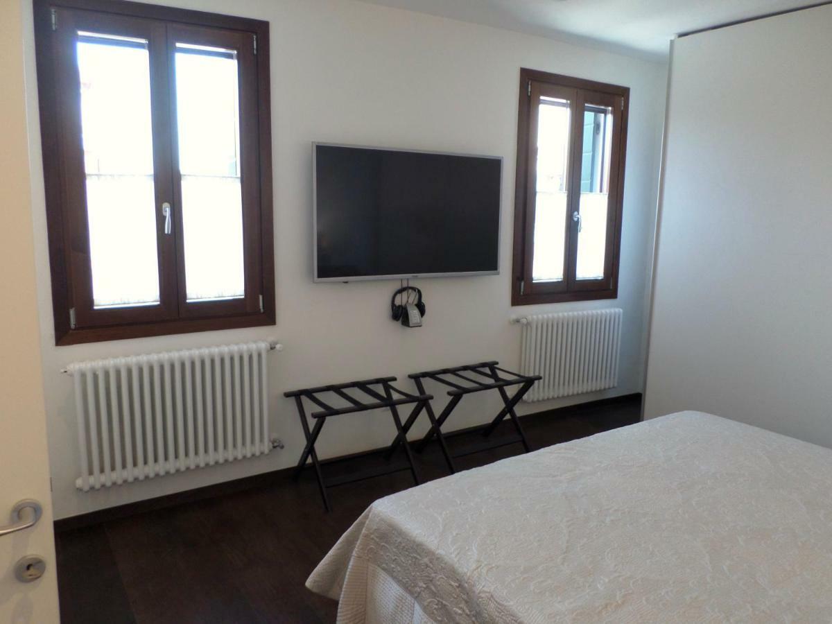 The Other Serenissima Apartment Venice Exterior photo